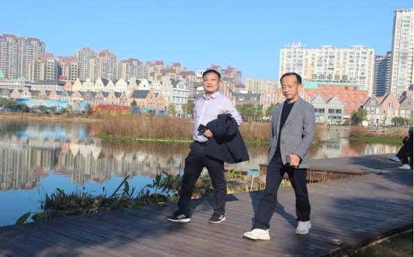 “健康生活，快乐工作”——集团工会开展10000米健步行活动(图2)