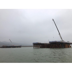 “逆风前行”战疫情，张公庙澧水特大桥安全有序复工