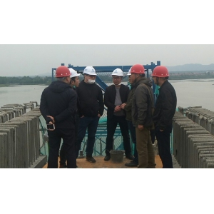 湖南交水建集团临澧项目公司观摩张公庙澧水特大桥项目