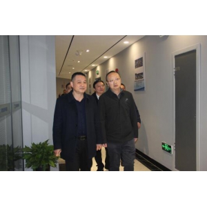 市委常委、市纪委书记何艺辉调研常德路桥集团党风廉政建设及巡察整改工作